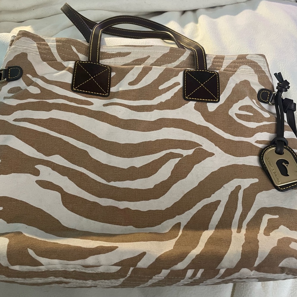 Dooney and Bourke handbag